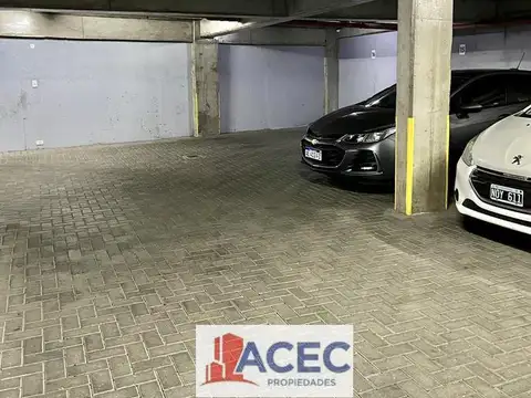 Venta. Cochera - Centro