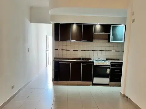 Depto Tipo Casa en Venta en Villa Sarmiento, USD 98.000