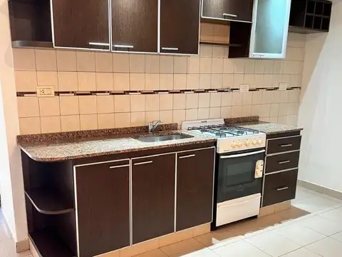 angel silva 300, Piso pb