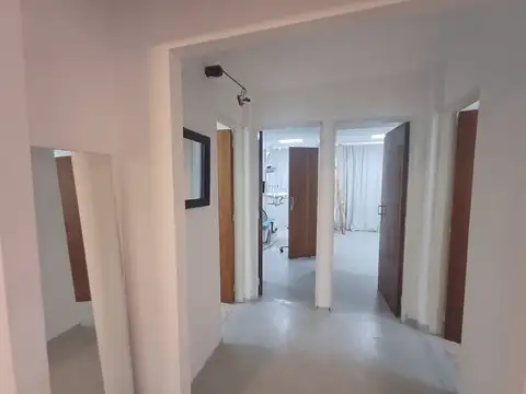 Oficina en Alquiler 44 años