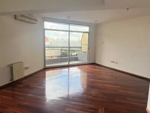 Avenida José María Moreno 800