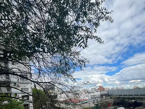 Departamento en Alquiler en Parque Chacabuco, $ 1.050.000