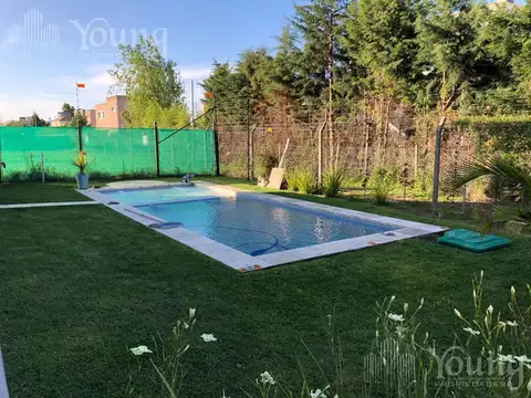 Casa 5 ambientes con 2 baños