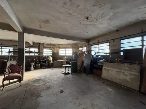 Galpon en Venta en Mataderos, USD 190.000