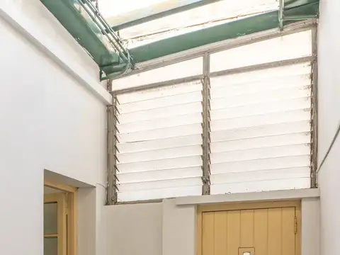 Depto Tipo Casa en Venta en Flores, USD 100.000