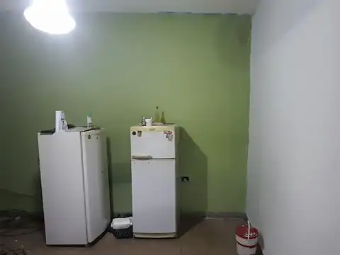 Casa 2 ambientes con 1 baño