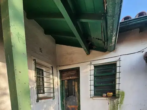 Casa Chalet  en Venta en Ciudad Jardin, Tres de Febrero, G.B.A. Zona Oeste