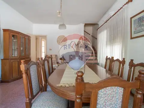 Casa 5 ambientes con 1 baño