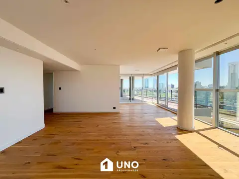 Av. Del Valle y Ov. Lagos - Amplio Dpto de 2 Dormitorios Externo con Vista al Río. Cochera disponible.