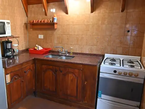 Casa 7 ambientes con 4 baños