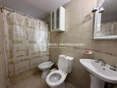Depto Tipo Casa Monoambiente con 1 baño