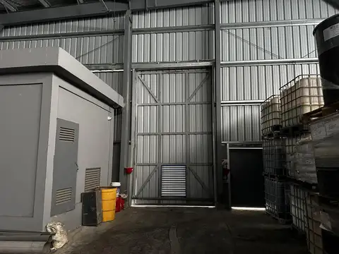 Galpon en Alquiler A Estrenar