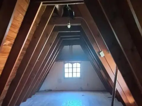 Casa 2 ambientes con 1 baño