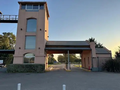 Terreno muy bien ubicado en El Mirador