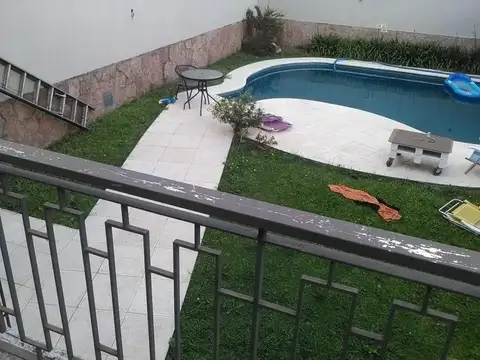 Casa en Venta con 5 cocheras