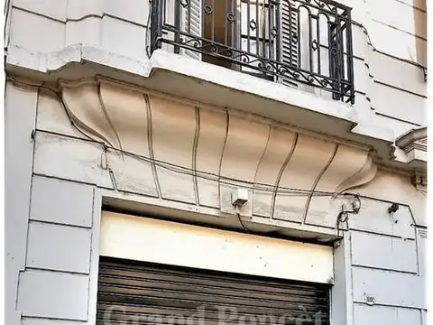 Local con Sótano   Se vende con Renta