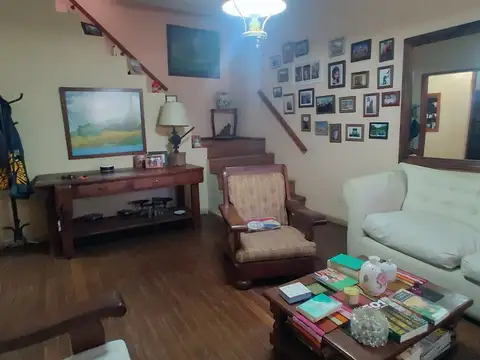 VENTA CASA 5 AMB. PARQUE- CRUCESITA-AVELLANEDA