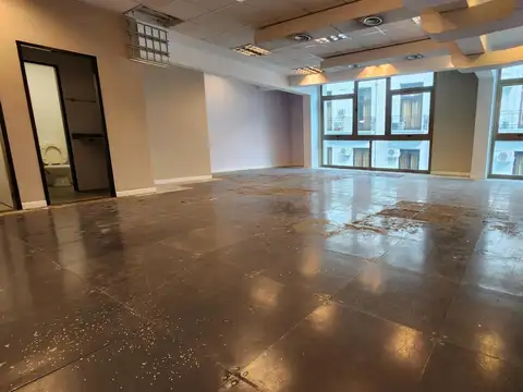 Oficina en Alquiler 8 años