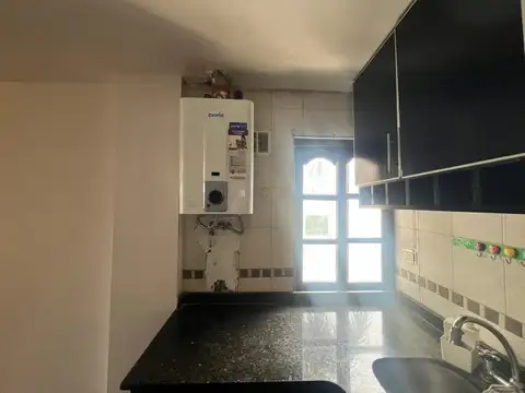 DEPARTAMENTO DE 3 AMBIENTES AL FRENTE