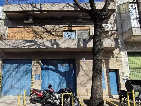 En Venta, Galpon 550m2 Cub. Zona industrial, VILLA MARTELLI