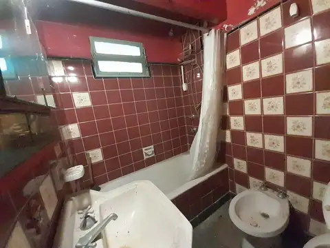 Depto Tipo Casa 2 ambientes con 1 baño