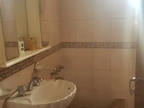 Depto Tipo Casa en Venta 40 años