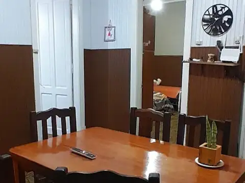 Casa 3 ambientes con 1 baño