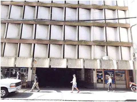 San Lorenzo  al 1000 Cochera