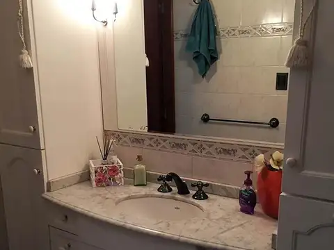 IMPECABLE CASA EN PH EN EXCELENTE UBICACIÓN. APTO CRÉDITO 