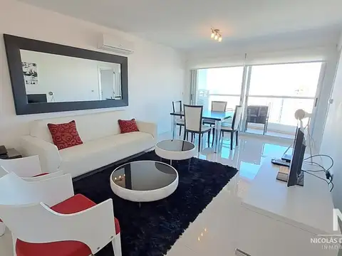 Espectacular apartamento en Playa Brava. Ref. 3962