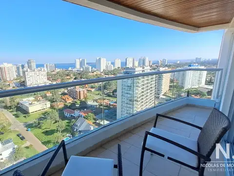 Espectacular apartamento en Playa Brava. Ref. 3962