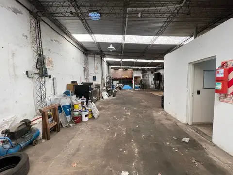 Galpón en  Garay al 100