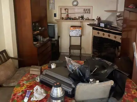 Casa en Venta con 3 cocheras