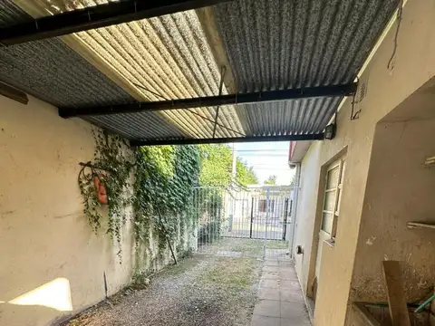 Casa en Alquiler en San Antonio De Padua, $ 900.000