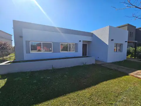 Barrio Cerrado Santa Guadalupe  - Pilar del Este 100