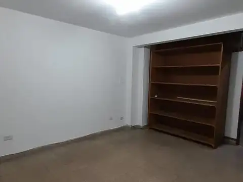 Local en Alquiler en Centro, $ 198.000