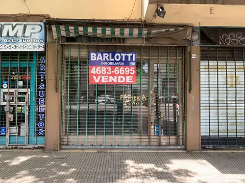 LOCAL 70 M2 CON 2 BAÑOS Y DEPENDENCIA CON BAÑO