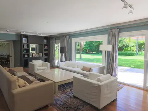 Casa en Venta de 4 dormitorios