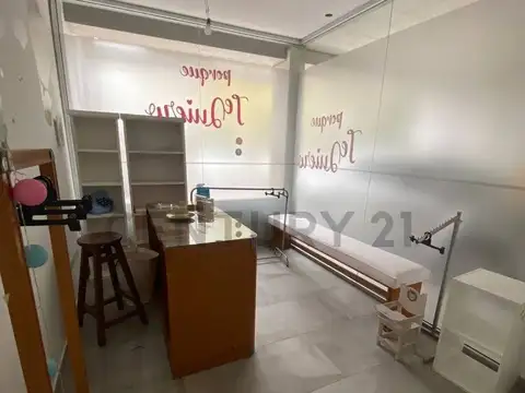 Local comercial alquilado,  en venta en La plata