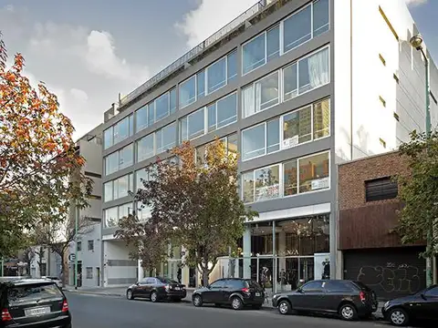 MIRASTAR - Oficina armada con Divisiones de Blindex Lista para usar!