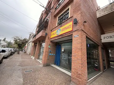 Local en Venta 15 años