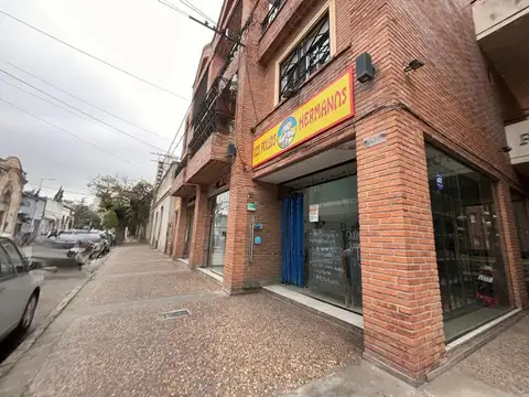 Local en Venta en San Nicolas De Los Arroyos, USD 40.000