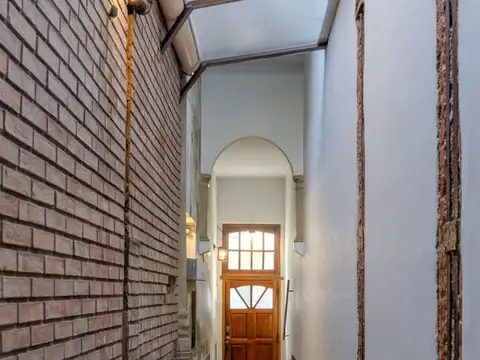 Depto Tipo Casa en Venta 68 años