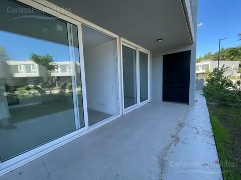 Departamento en Alquiler con 1 cocheras