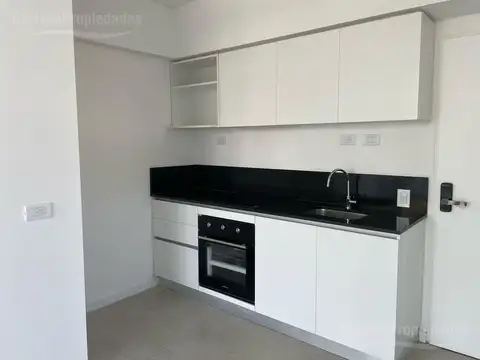 Departamento, complejo Luciernagas, Pilar