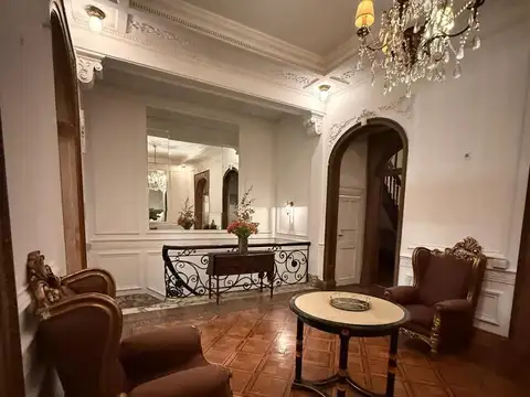 Marcelo T de Alvear  al 1400