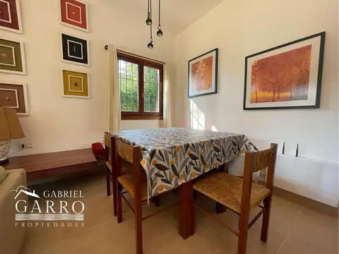 Casa en Alquiler Temporal con 6 cocheras