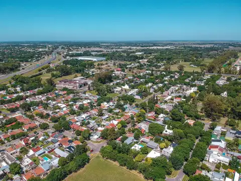 Terreno en esquina en un barrio hermoso de Baigorria
