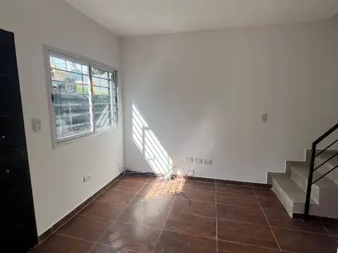 ALQUILER DÚPLEX TRES AMBIENTES ITUZAINGÓ NORTE