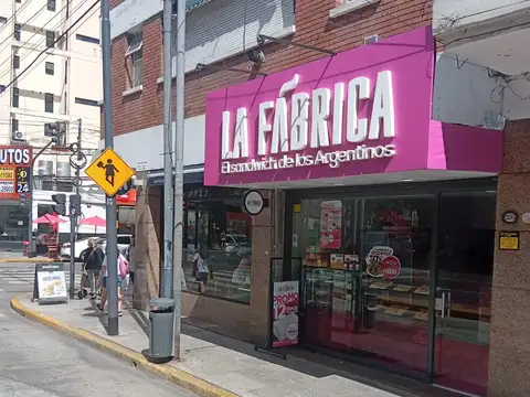 Local en Venta en Colegiales, USD 198.000